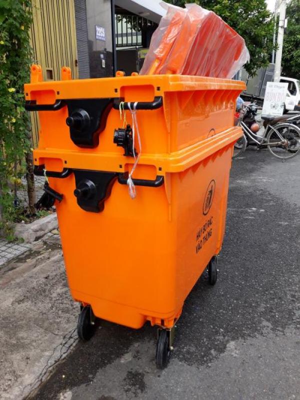 Thùng rác 660 lit - Xe gom rác 660 lit tại Thủ Đức