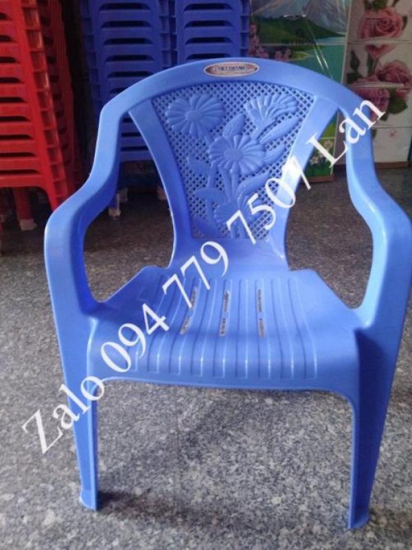 Cung cấp sỉ lẻ bàn ghế nhựa bán quán ăn tại Tân Phú– 094 779 7507 Ms Lan