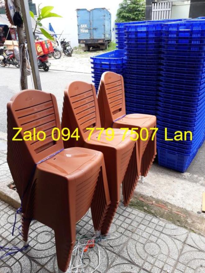Phân phối sỉ lẻ bàn ghế nhựa Việt Thành giá rẻ tại TpHCM