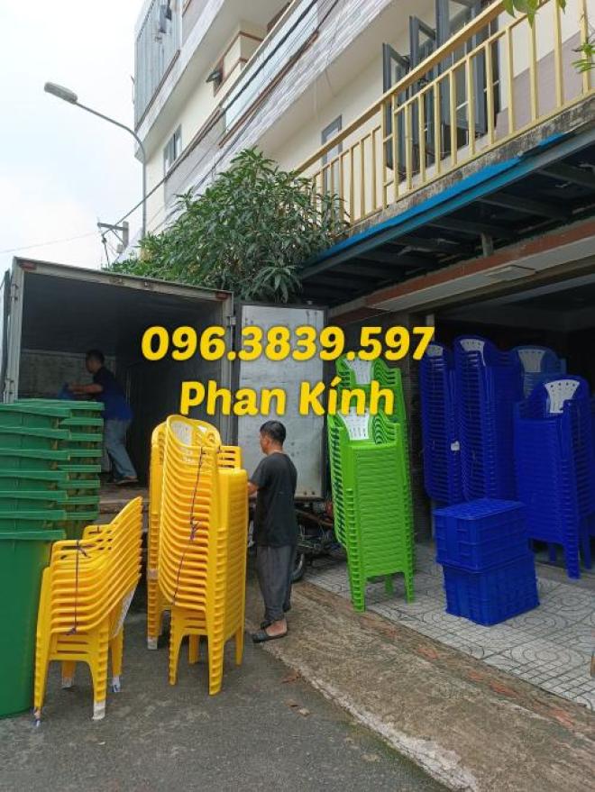 Ghế nhựa quán ăn, nhà hàng, kho sỉ bàn ghế nhựa tại quận Tân Bình