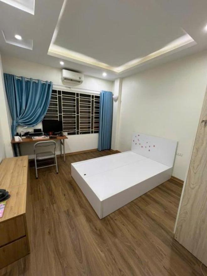 Bán nhà nguyễn đức cảnh 5 tầng dân xây ở ngay gần phố hoàng mai