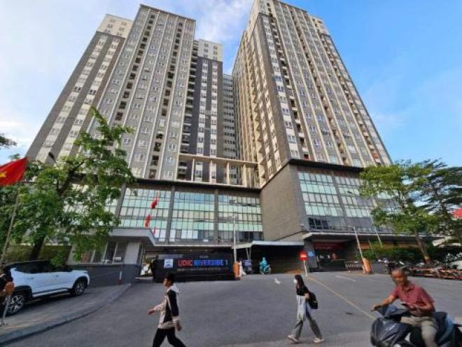 Bán 131M vĩnh tuy tặng nhà 2 xe congtaner tránh kinh doanh ngày đêm hai bà trưng