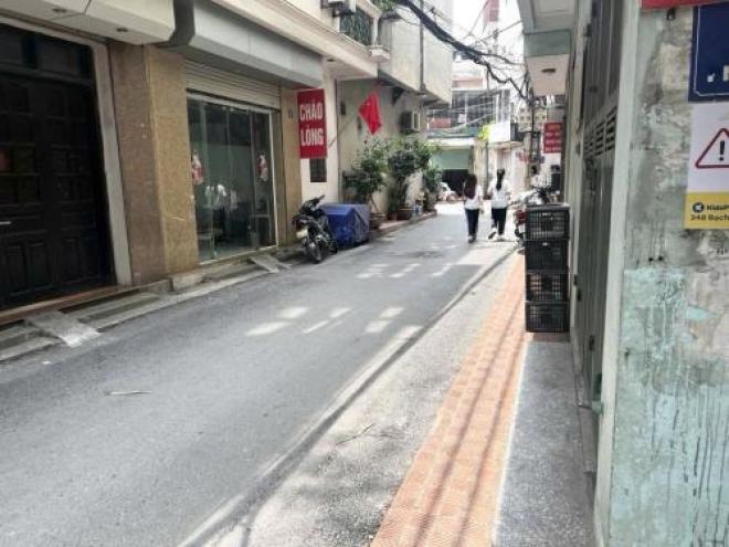 Hồng mai bán 600m tặng nhà lô góc ô tô vào nhà hai bà trưng Hồng mai bán 600m tặng nhà lô góc ô tô vào nhà hai bà trưng