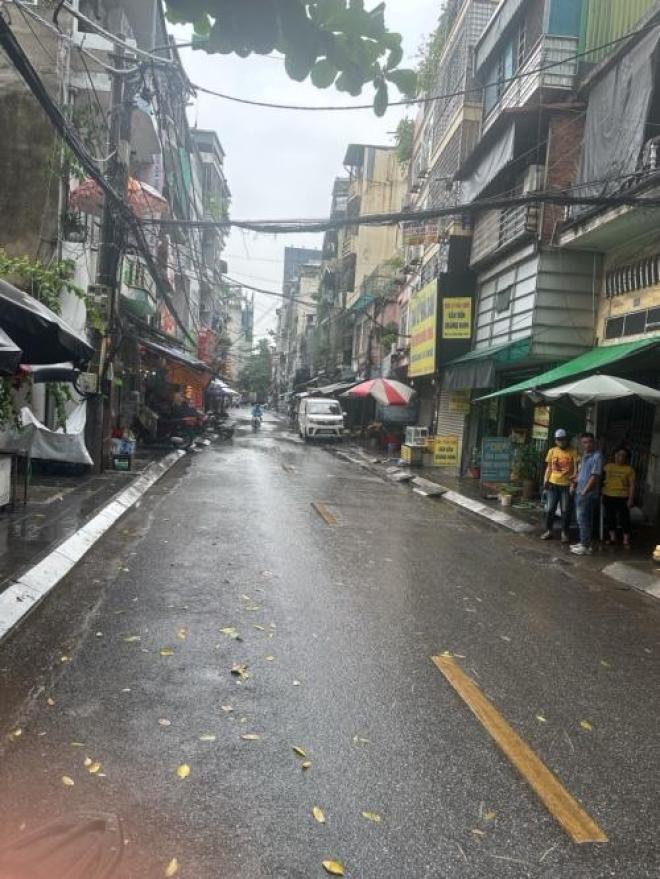 Bán nhà mặt phố vĩnh tuy 5 tầng dân xây ô tô dừng đỗ kinh doanh ngày đêm hai bà trưng