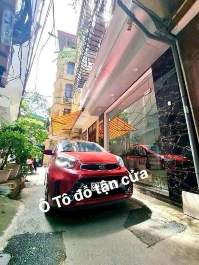 Phương mai bán nhà 4 tầng long lanh ô tô đống đa
