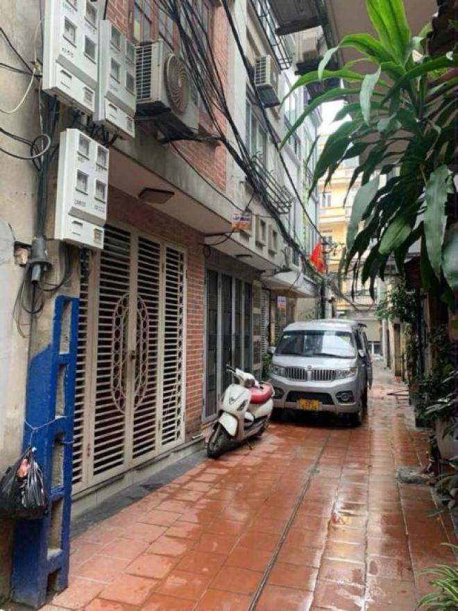 Bán nhà lĩnh nam 5 tầng dân xây ngõ thông ô tô đỗ cửa kinh doanh hoàng mai Bán nhà lĩnh nam 5 tầng dân xây ngõ thông ô tô đỗ cửa kinh doanh hoàng mai