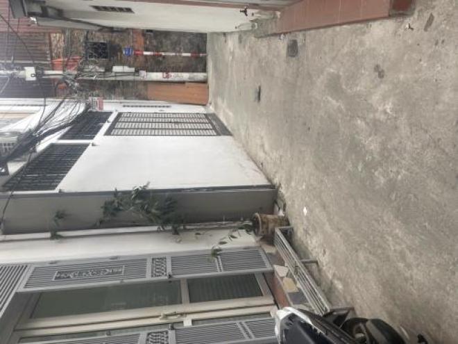 Bán 47M giáp nhị tặng nhà 20M ô tô tránh hoàng mai Bán 47M giáp nhị tặng nhà 20M ô tô tránh hoàng mai