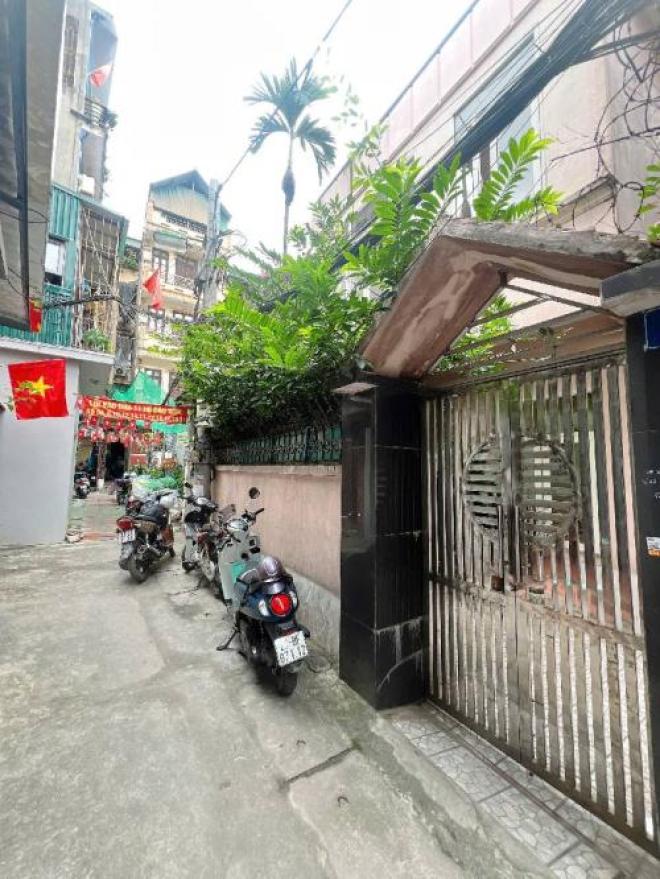 Bán 125M minh khai ngõ quỳnh tặng nhà hai bà trưng Bán 125M minh khai ngõ quỳnh tặng nhà hai bà trưng