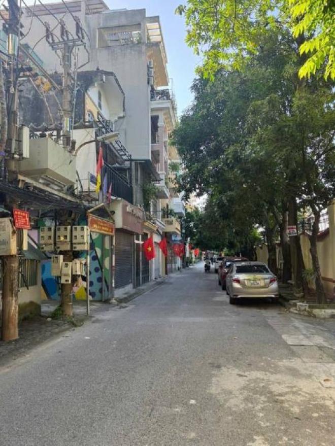 Bán đất nguyễn lân 66M phân lô quân đội 2 ô tô tránh tặng gpxd 7 tầng thanh xuân Bán đất nguyễn lân 66M phân lô quân đội 2 ô tô tránh tặng gpxd 7 tầng thanh xuân