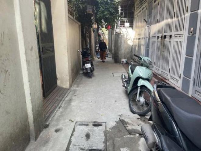 Bán 144M tân khai lĩnh nam tặng nhà 40M ra phố hoàng mai Bán 144M tân khai lĩnh nam tặng nhà 40M ra phố hoàng mai