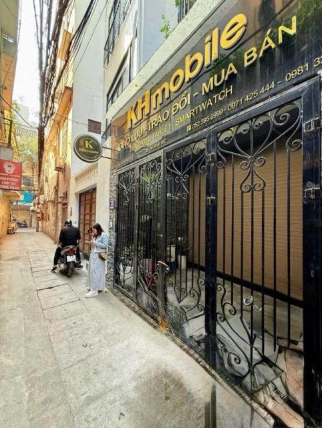 Siêu hiếm tương mai bán nhà 4 tầng dân xây ô tô đỗ cửa 2 nhà ra phố hai bà trưng Siêu hiếm tương mai bán nhà 4 tầng dân xây ô tô đỗ cửa 2 nhà ra phố hai bà trưng