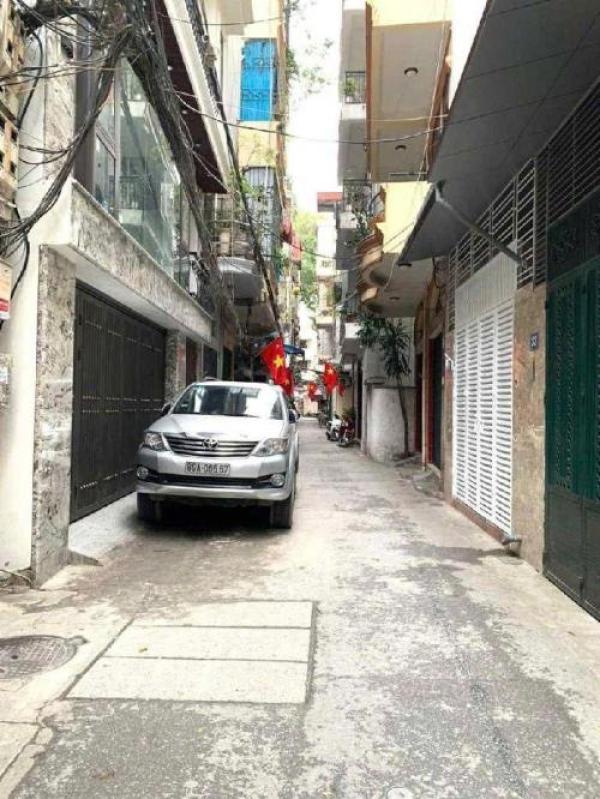 Bán nhà hồng mai 5 tầng long lanh ô tô tránh kinh doanh hai bà trưng Bán nhà hồng mai 5 tầng long lanh ô tô tránh kinh doanh hai bà trưng