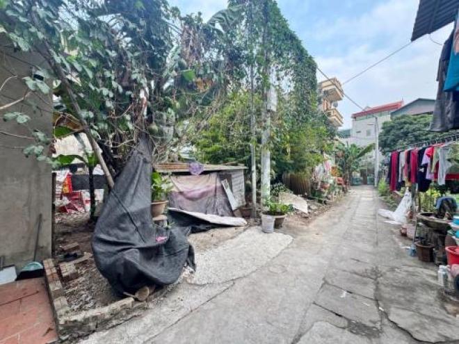 Bán đất khuyến lương 54M VF3 vào đất hoàng mai Bán đất khuyến lương 54M VF3 vào đất hoàng mai