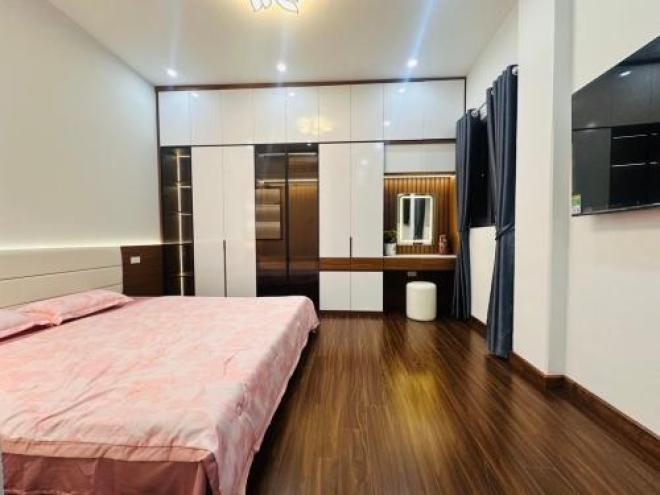 Bán nhà minh khai 5 tầng long lanh ở ngay hai bà trưng