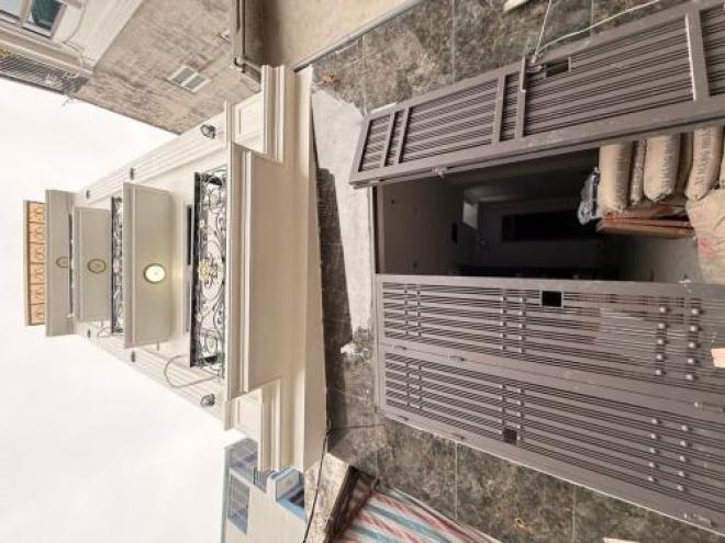 Bán nhà dòng tiền nguyễn đức cảnh 6 tầng thang máy long lanh hoàng mai