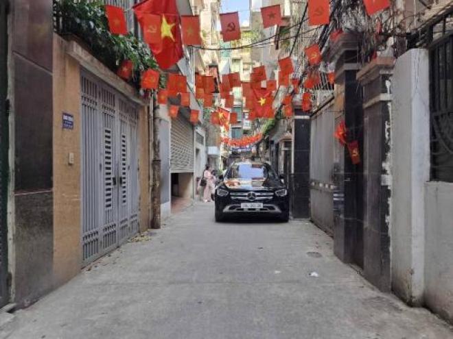 Bán nhà tân mai 4 tầng thang máy ô tô tránh kinh doanh hoàng mai