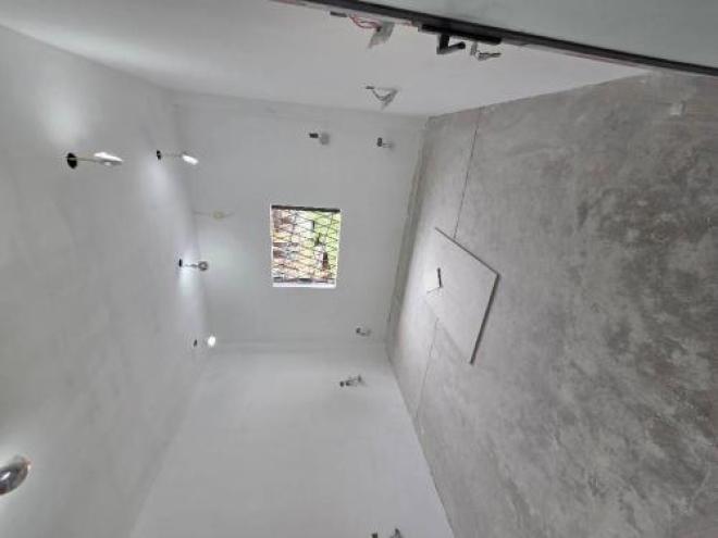 3.1 tỷ bán nhà tân mai 2 tầng long lanh gần phố hoàng mai