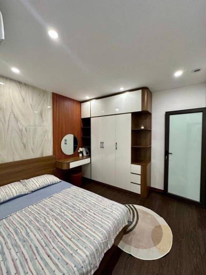 Bán nhà tập thể tầng 1 đền lừ long lanh 100M ngõ thông kinh doanh nhỏ hoàng mai