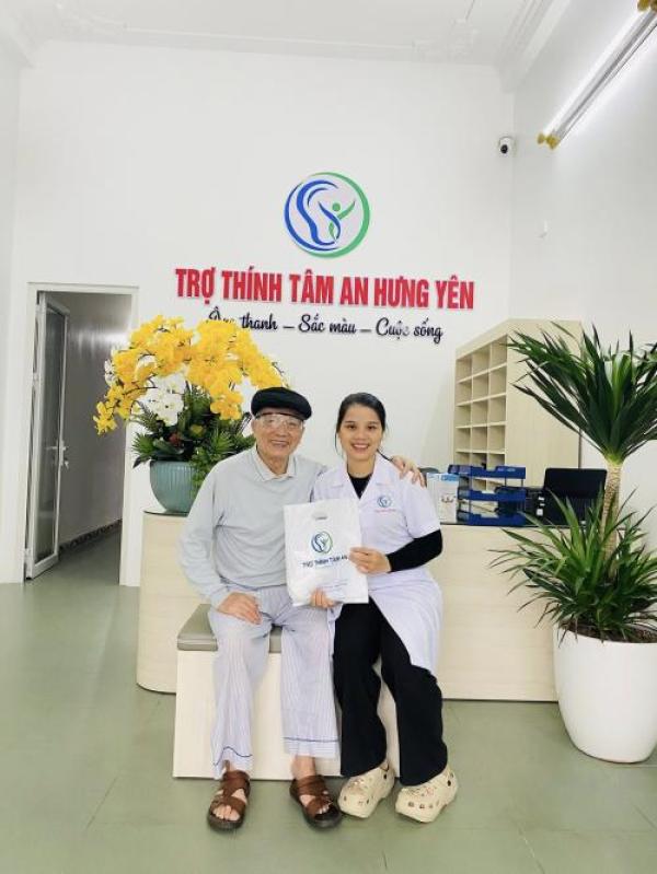 Máy trợ thính Intuis 4 – giúp bạn tỏa sáng hơn Máy trợ thính Intuis 4 – giúp bạn tỏa sáng hơn