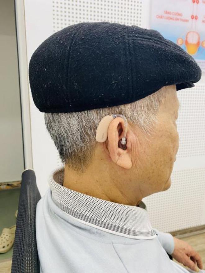 Máy trợ thính Intuis 4 – giúp bạn tỏa sáng hơn Máy trợ thính Intuis 4 – giúp bạn tỏa sáng hơn