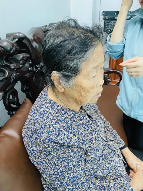 Chăm sóc đôi tai nghe kém ngay tại nhà Chăm sóc đôi tai nghe kém ngay tại nhà